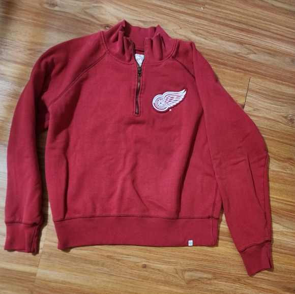 Red Wings Sweatshirt - Picture 1 of 4